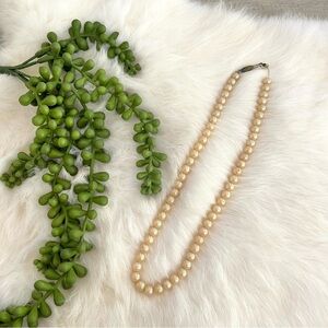 Vintage Peach Nude Faux Pearl Necklace